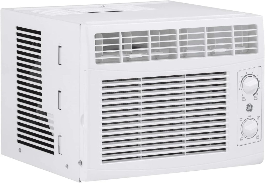 Climatiseur de fenêtre GE, 5 000 BTU pour petites pièces jusqu'à 150 pi² avec ventilateur réglable manuellement et réglages de refroidissement