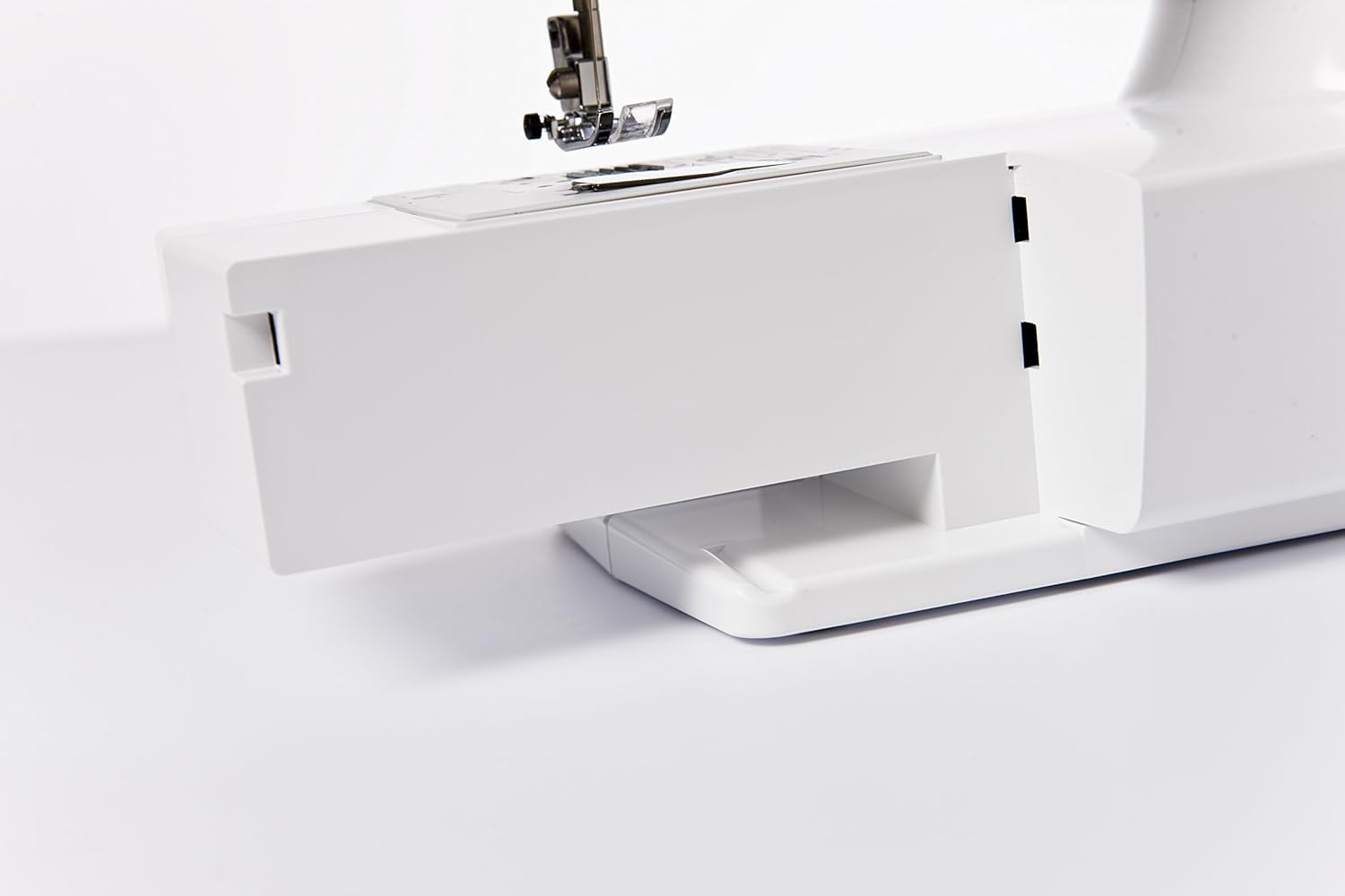 Machine à coudre électronique CS10S, blanc/rouge