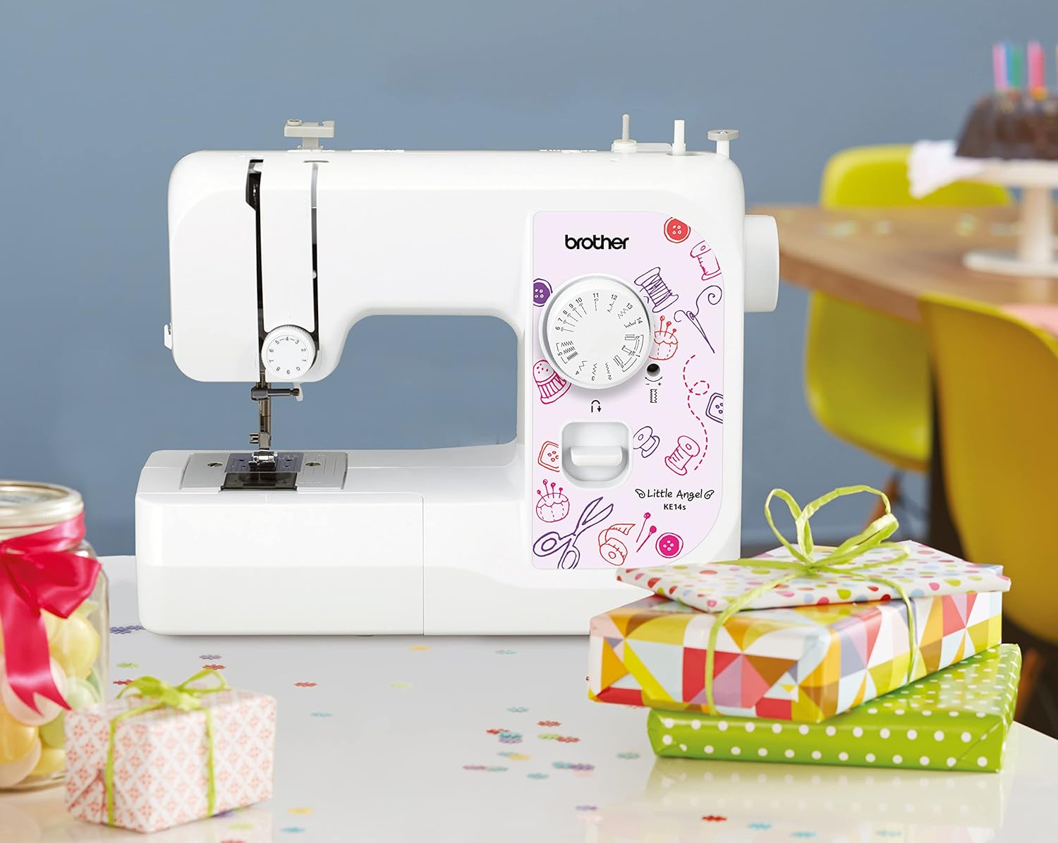 Machine à coudre Brother KE14s, acier inoxydable, blanc/rose