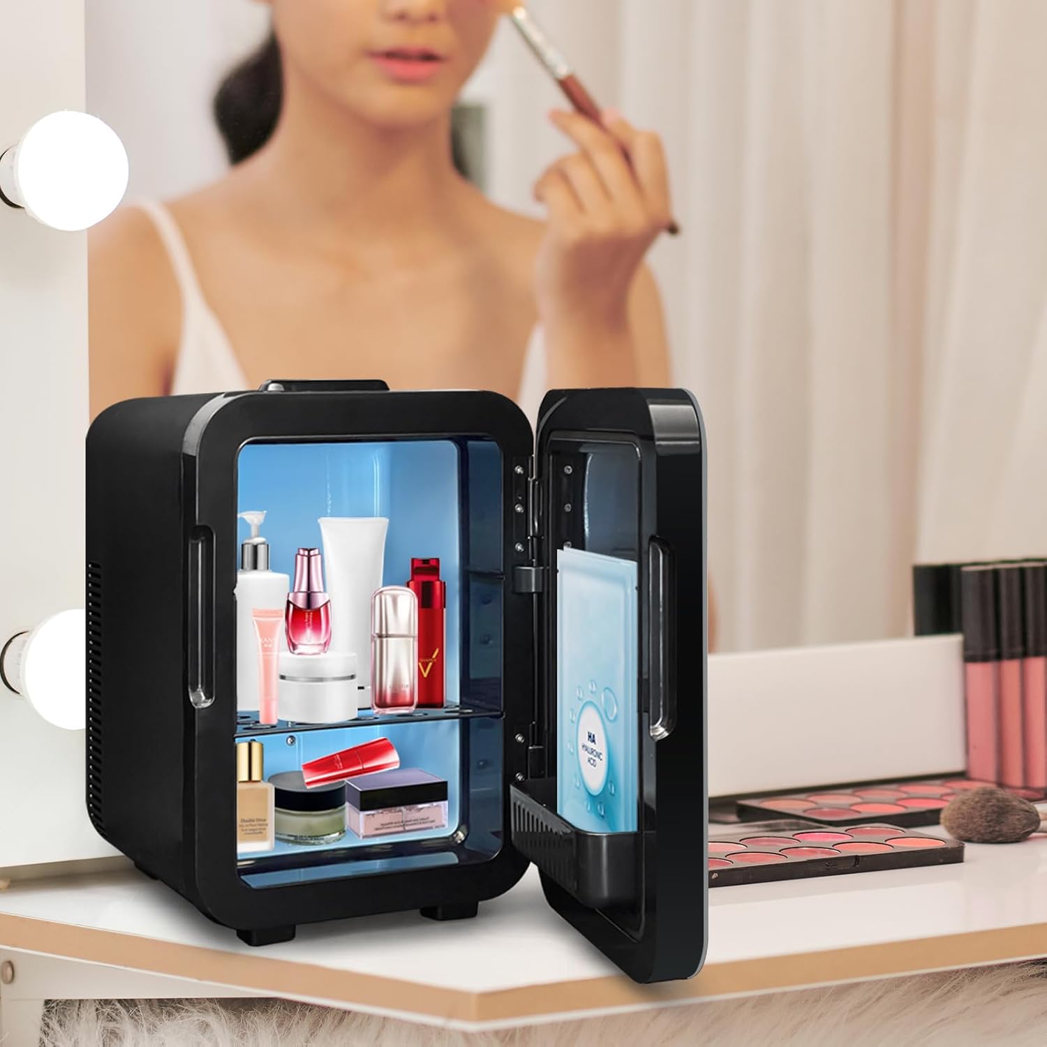 Mini réfrigérateur 4L Petit réfrigérateur portable 6 canettes Cosmétique Mini réfrigérateur Réfrigérer et chauffer