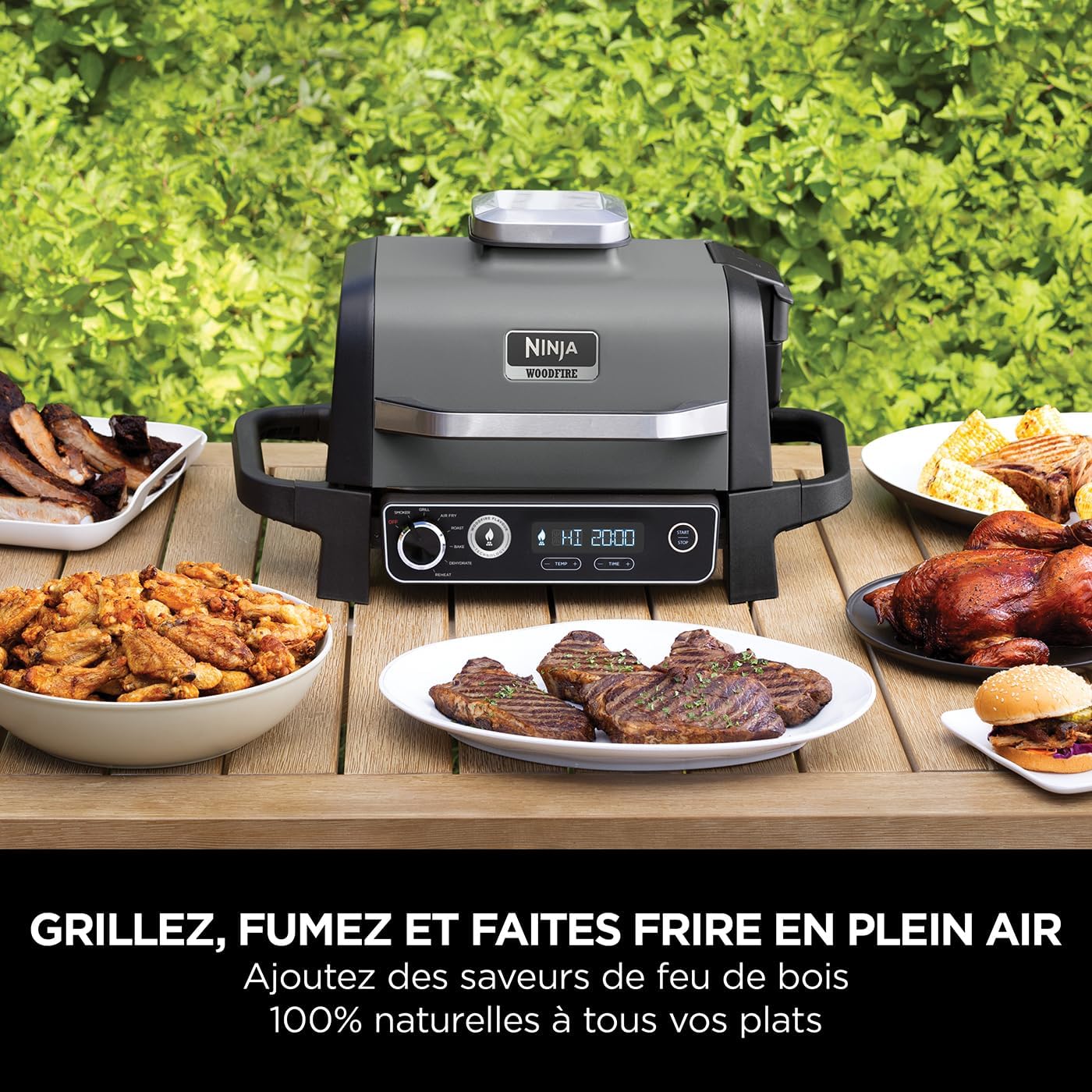 Barbecue et fumoir électrique Ninja Woodfire Pro Connect XL avec contrôle d'application, 2 sondes, grille, couvercle, doublures et brosse, gril et friteuse sans huile 7 en 1