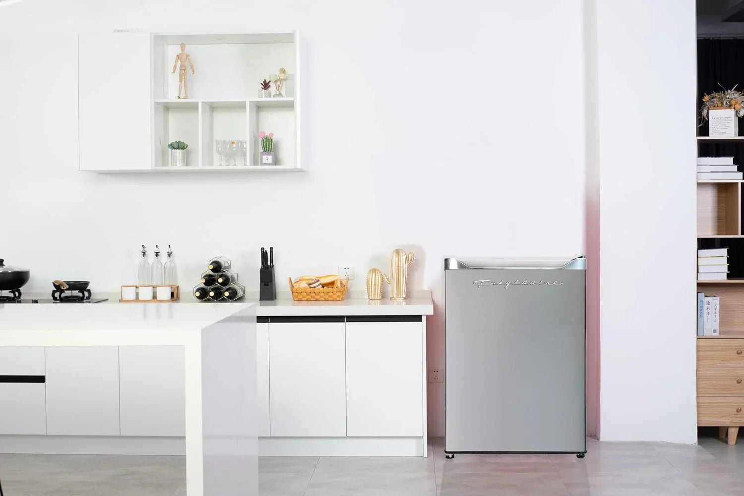 Congélateur vertical Frigidaire, 6,5 pieds cubes, congélateur profond, métal recouvert de vinyle