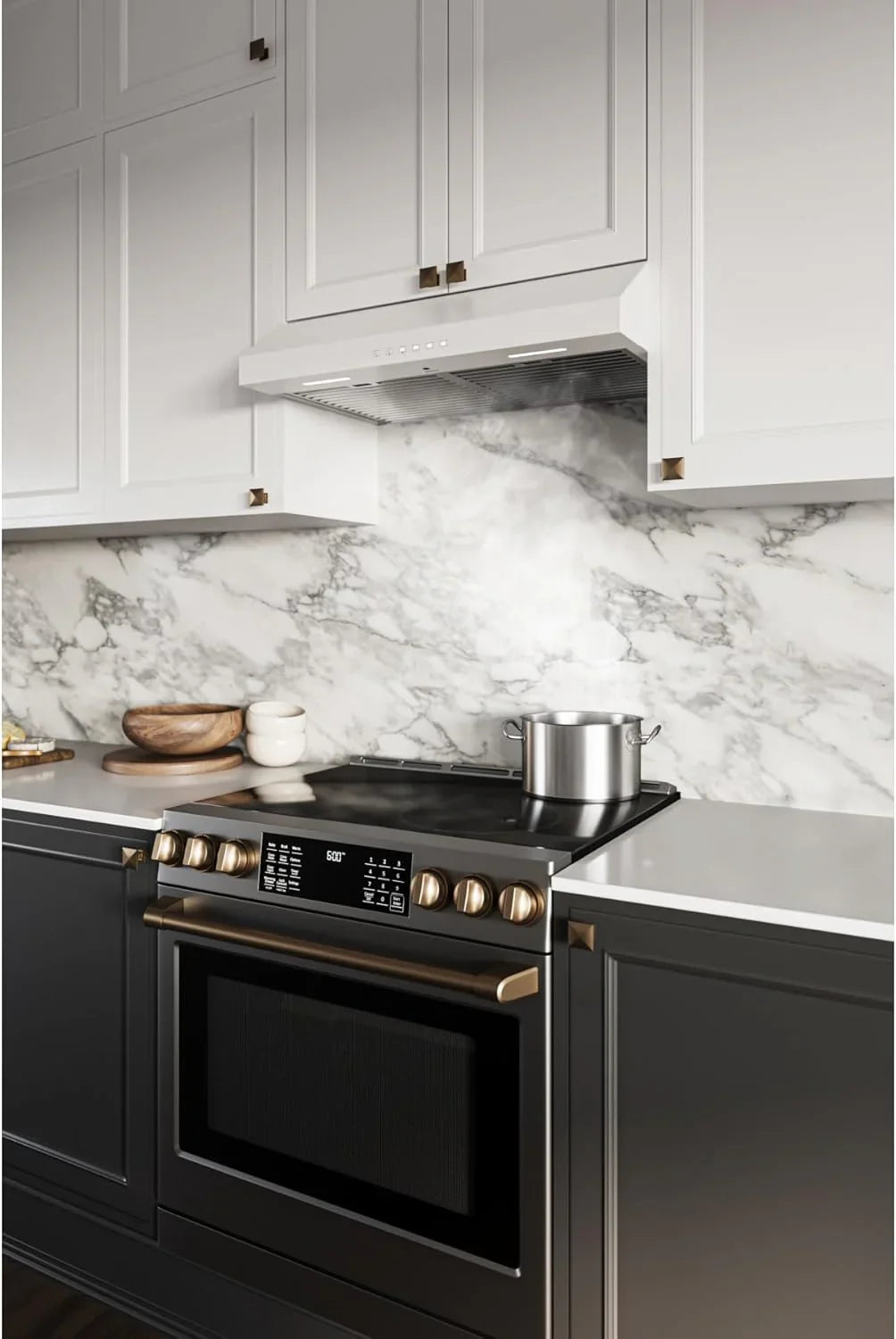 Hotte de cuisinière sous-armoire Broan-NuTone Glacier à trois vitesses avec éclairage DEL, conforme aux normes ADA