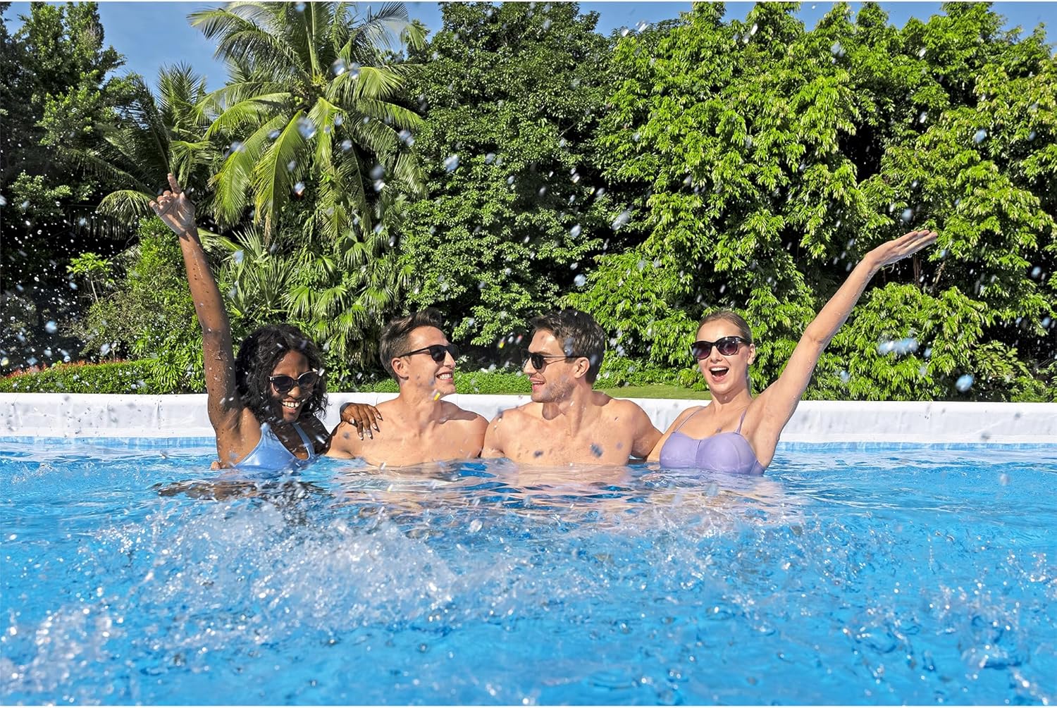 Piscine hors sol ovale Power Steel 4,3 m x 2,4 m x 100 cm | Comprend une pompe de filtration de 2070 litres, une échelle et un distributeur ChemConnect.