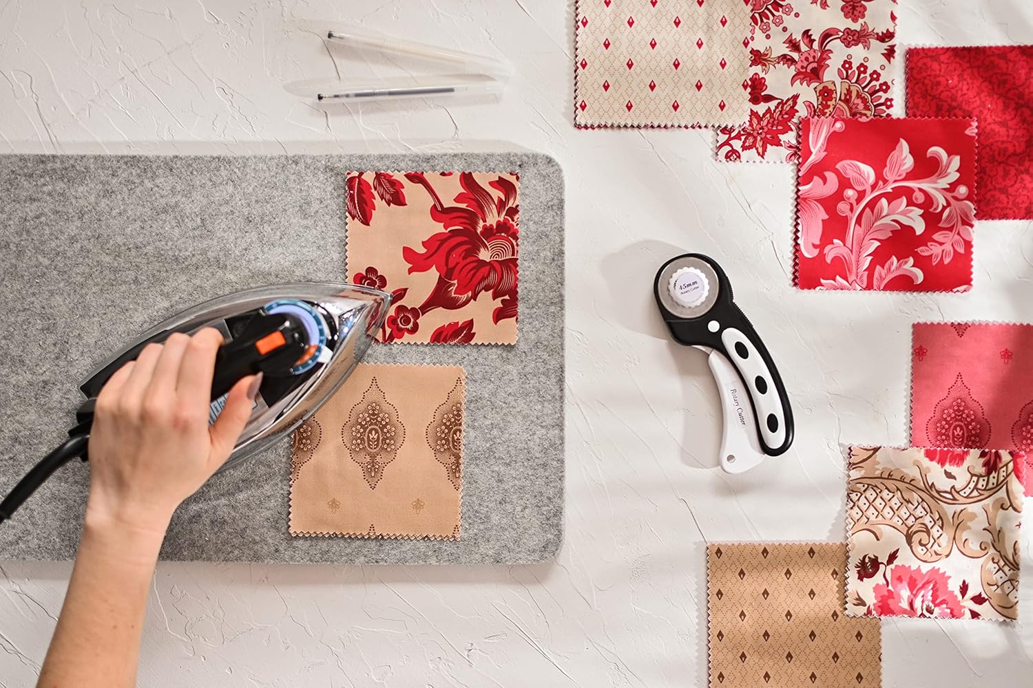 True Fabrics Tissu prédécoupé pour gâteau en couches carrés de 25,4 cm