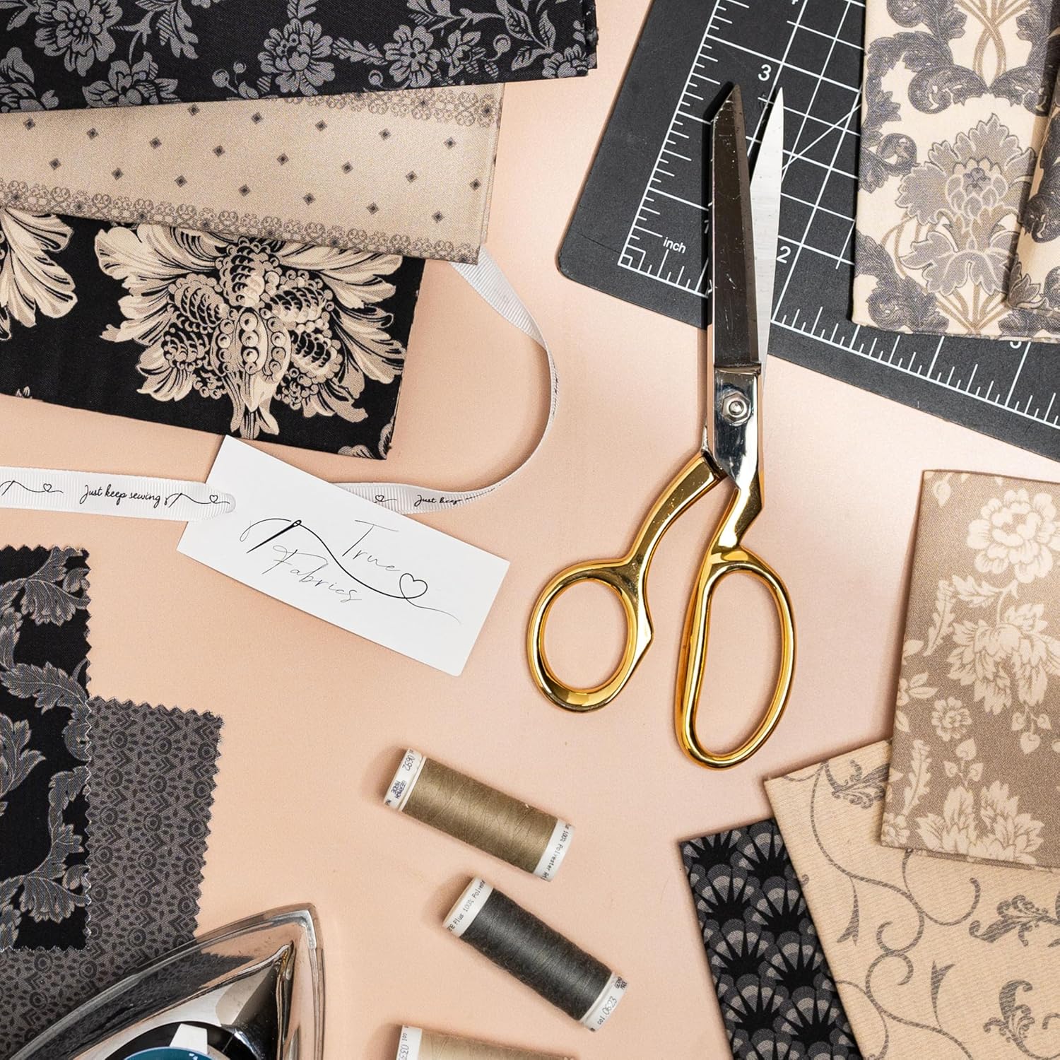 True Fabrics Tissu prédécoupé pour gâteau en couches carrés de 25,4 cm